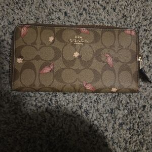 Coach full zip wallet